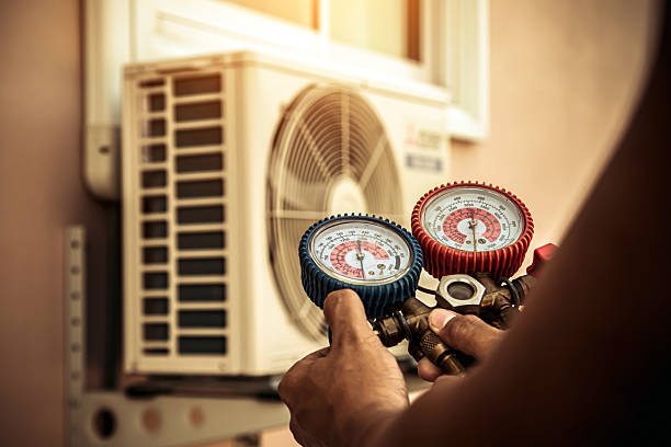 Professional Hvac technician working in Fort Lee, VA